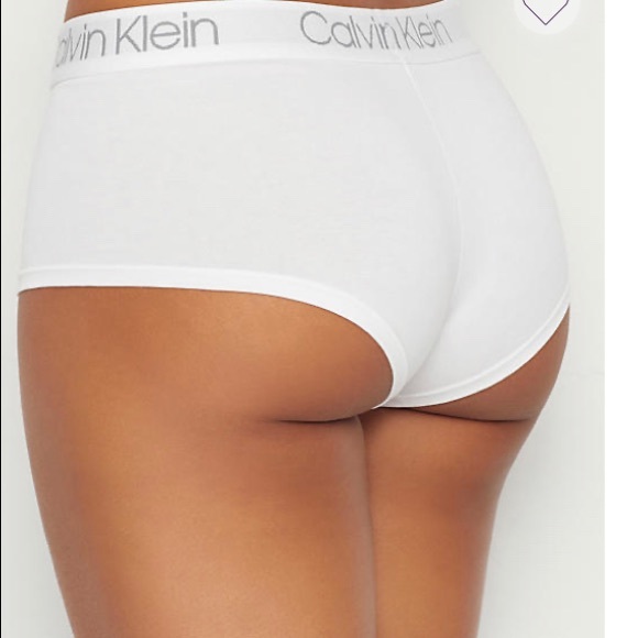 Sports Bra & Boys Shorts. Bundle - Picture 3 of 6